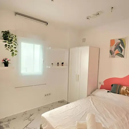 Apartment De 3 A Un Paso De La Playa Y El Centro Almeria